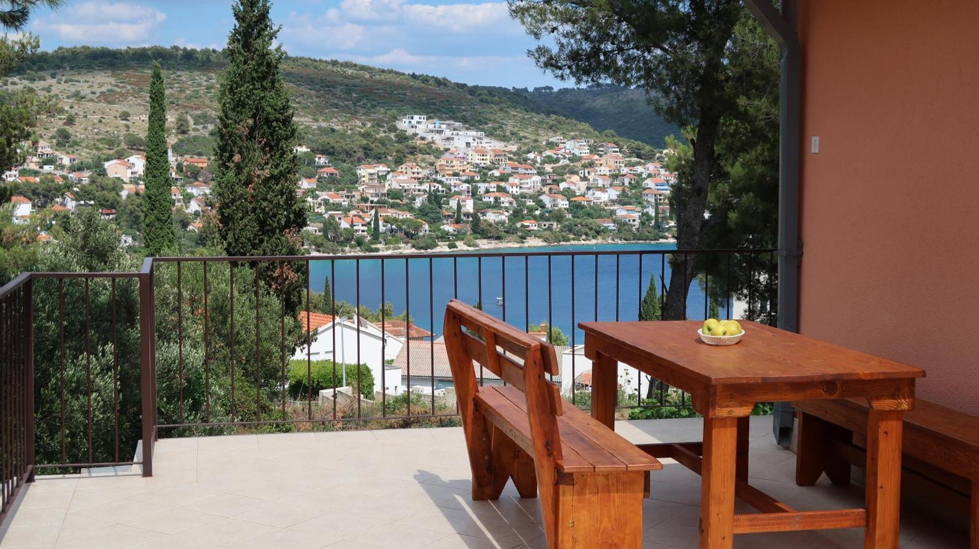 Apartments Ivanka Trogir Exterior foto